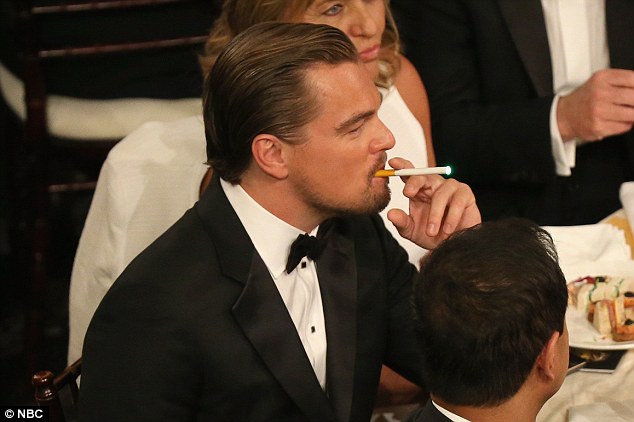 celebrities-using-e-cigarettes